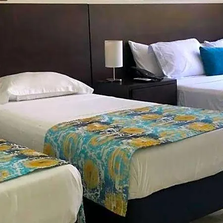 Hotel San Martin 3*